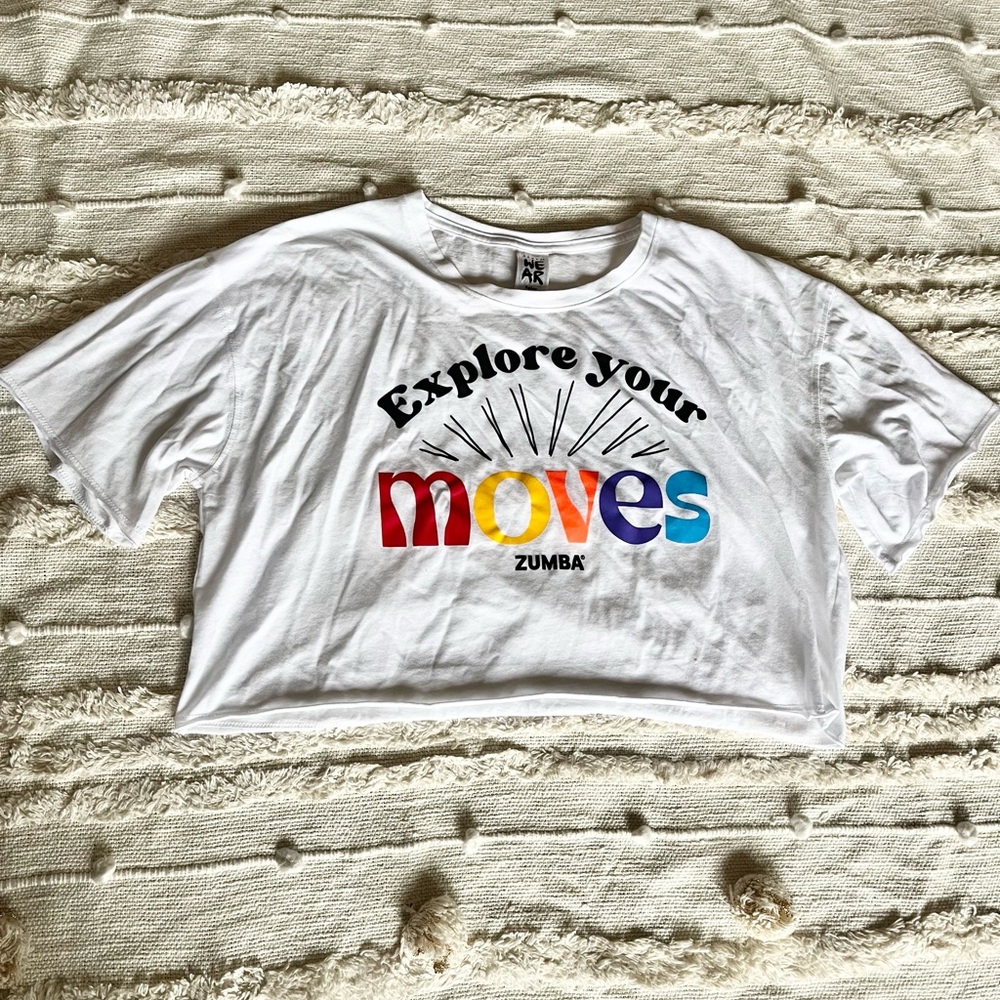 Zumba Fitness Explore Boxy Crop Top With Raw Edges Wear It Out White small - Picture 3 of 8
